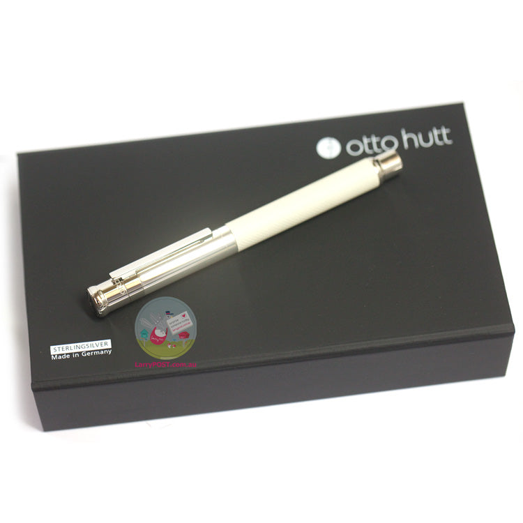 OTTO HUTT Design 04 - Capped Rollerball - Squared Guilloche and Sterling Silver - Cream