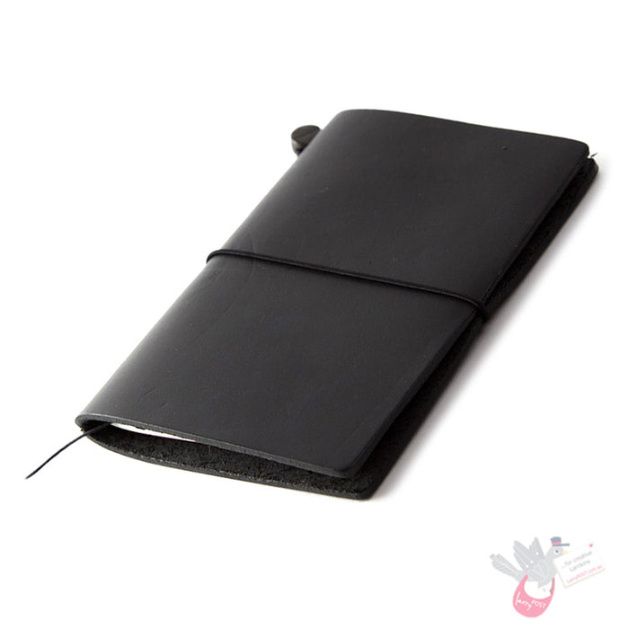 Traveler's Company Leather Notebook - Passport Size Starter Kit - Black