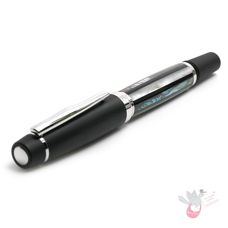 OPUS 88 Shell Fountain Pen - Stripe - Fine Nib