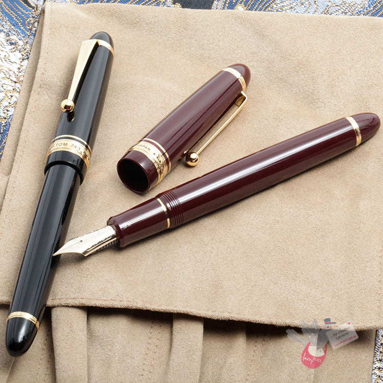 PILOT Custom 743 Fountain Pen (14ct Gold Nib, Con-70) - Black - Soft Fine Medium Nib