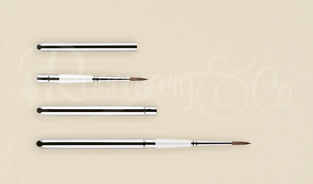 ROSEMARY & CO Reversible Pocket Brush - Red Dot (Synthetic Sable) - Round Size 6
