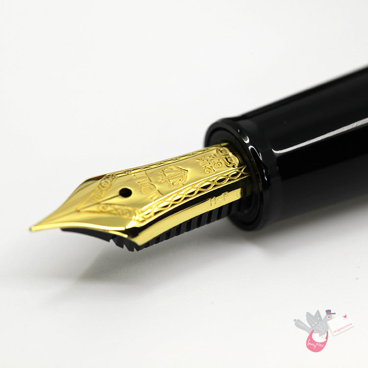 SAILOR 1911 - Standard Series (21K gold nib & Converter) - Black/Gold - Medium Fine Nib