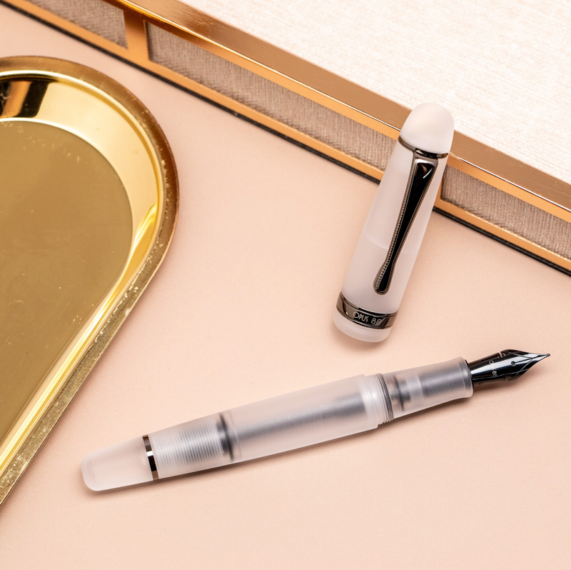 OPUS 88 Fountain Pen - Holiday Jazz (Translucent) - Extra Fine Black Nib