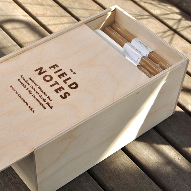 FIELD NOTES Left Handed - Set of 3 - Pocket (A6 9 x 14cm) - Natural Kraft Colour - Ruled