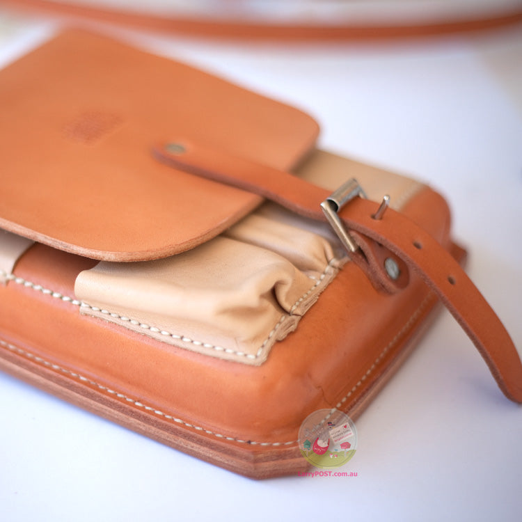 Gfeller Leather Field Case X - with Water Bottle pocket