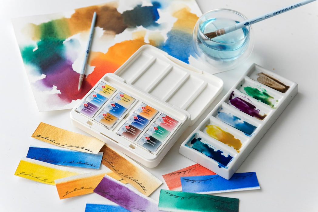 WHITE NIGHTS Limited Edition Artists' Watercolours Set - 12 Full Pans & Plastic Palette - Urban Landscape