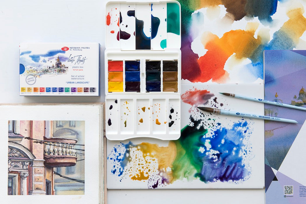 WHITE NIGHTS Artists' Watercolours Set - 12 Full Pans & Plastic Palette - Urban Landscape