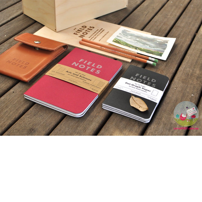 FIELD NOTES Left Handed - Set of 3 - Pocket (A6 9 x 14cm) - Natural Kraft Colour - Ruled