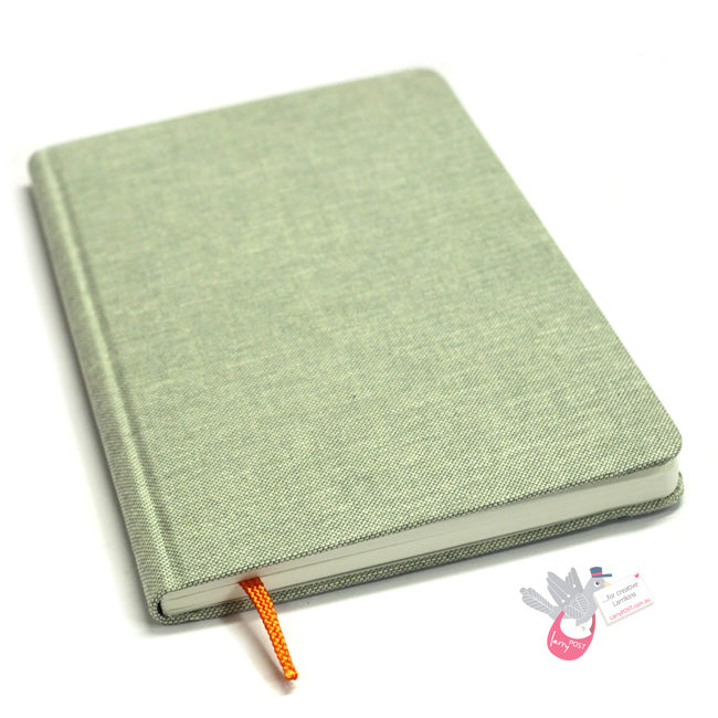 HAND-BOOK JOURNAL CO - Travelogue Series - Watercolour Journal (200gsm) - A5 Portrait (5.5 x 8.25" / 14 x 21cm) - Grey Linen