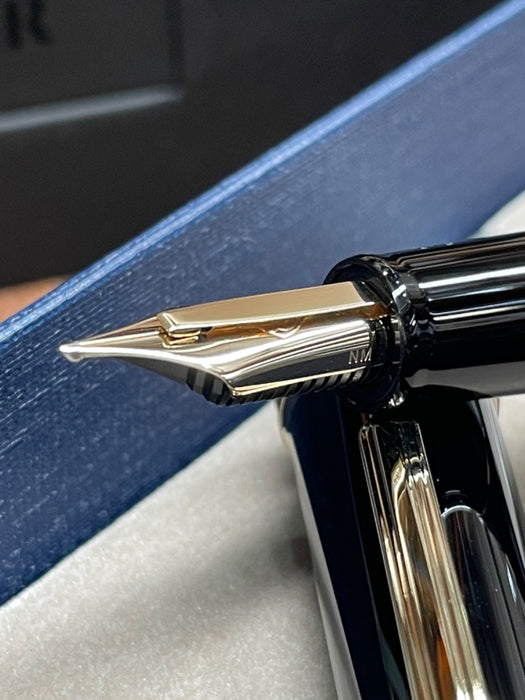 SAILOR 1911 - Naginata Togi Emperor Fountain Pen (21K gold nib & Converter) - Black/Gold - Medium (New Design)