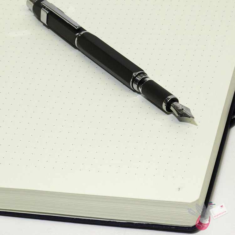LEUCHTTURM1917 Classic Hard Cover - Master A4 - Dotted - Navy