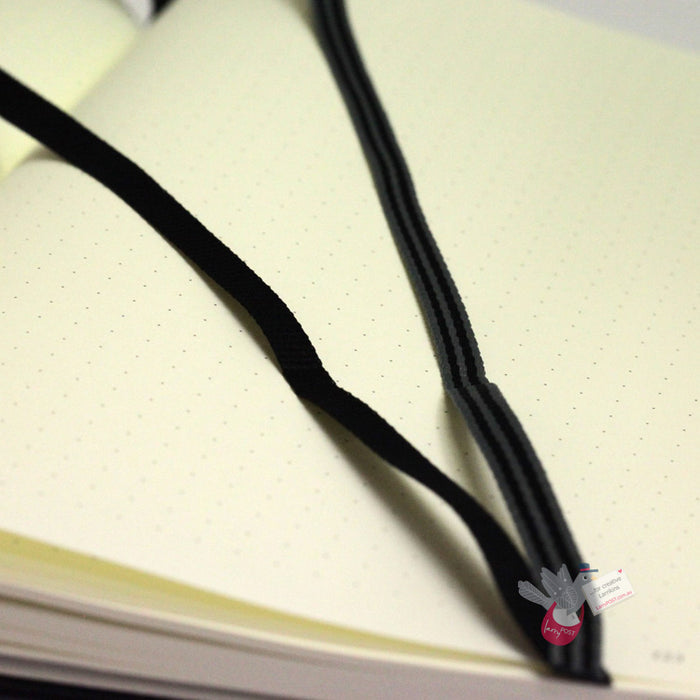 LEUCHTTURM1917 Classic Hard Cover - Medium (A5) - Dotted - Black