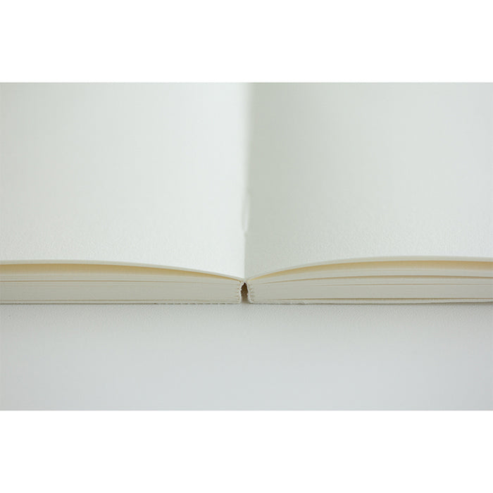 MIDORI - Notebook Journal - 176 Pages - Plain - A4