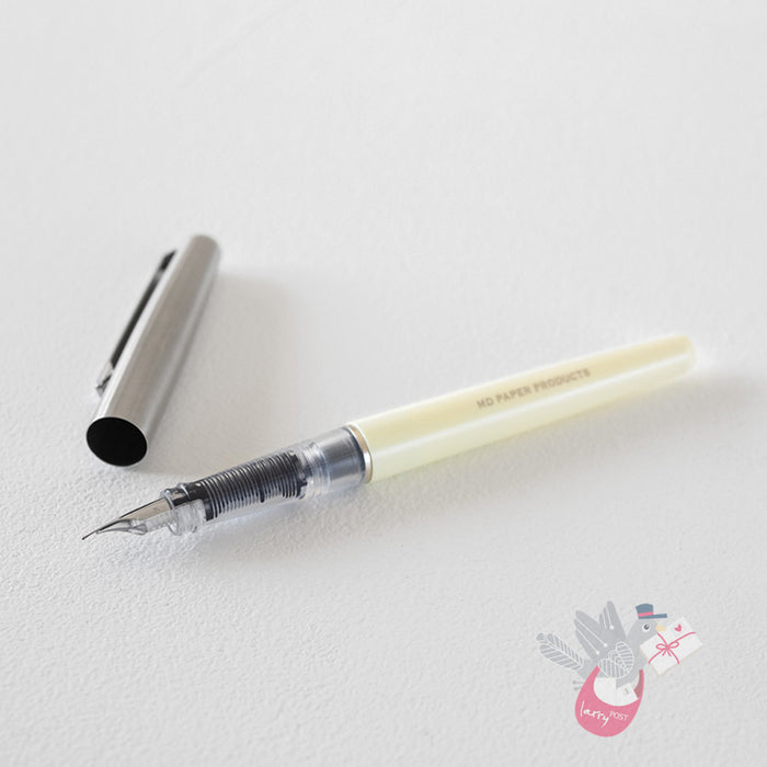 MIDORI Fountain Pen - Stainless Steel/Cream - Steel Medium Nib
