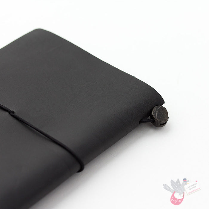 Traveler's Company Leather Notebook - Passport Size Starter Kit - Black