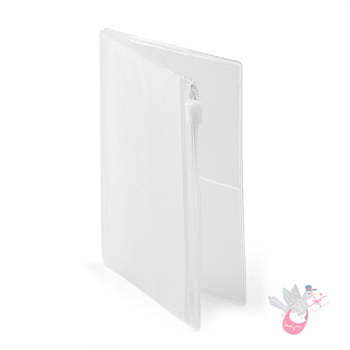Traveler's Company - Inserts - Passport Size - 004 PVC Clear Zipper Case