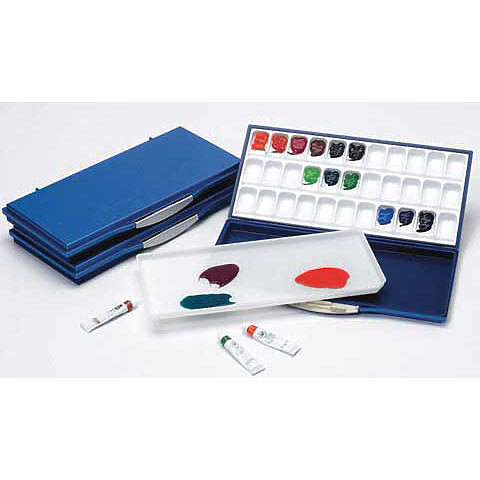 Silicone seal keeps paint moist for longer