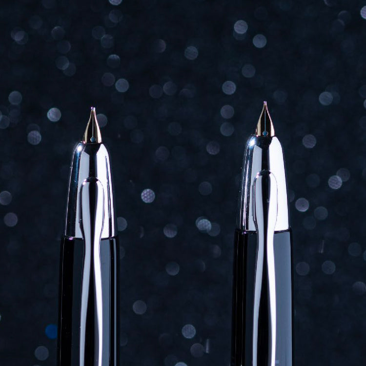 NAMIKI Capless Raden (Vanishing Point) Fountain Pen (18ct Namiki gold Nib & Con-40) - Galaxy - Medium Nib