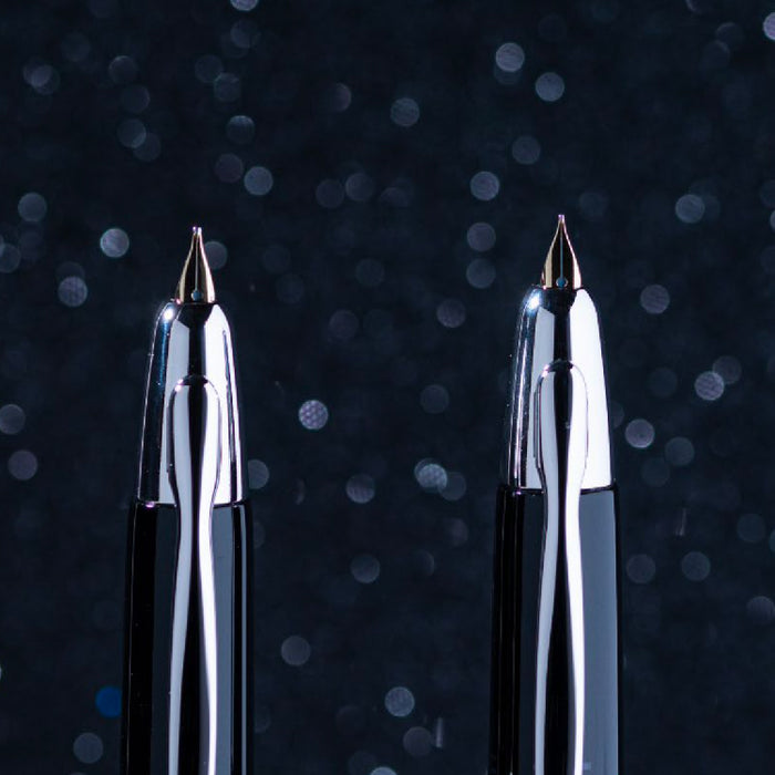 NAMIKI Capless Raden (Vanishing Point) Fountain Pen (18ct Namiki gold Nib & Con-40) - Galaxy - Medium Nib