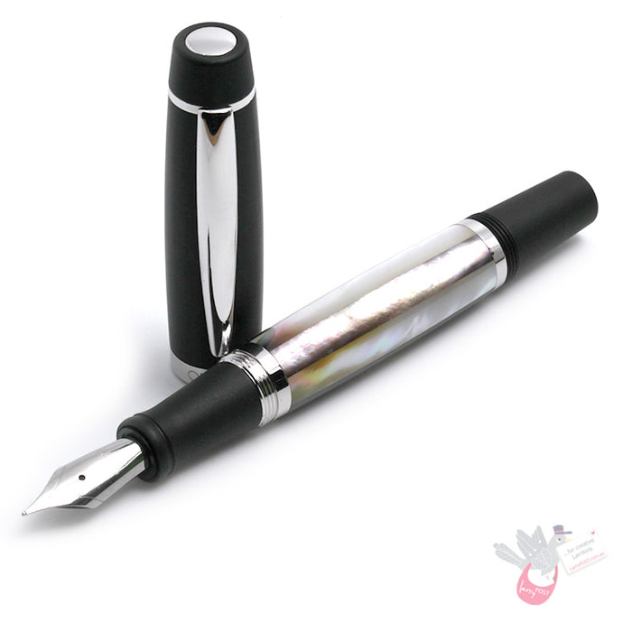 OPUS 88 Shell Fountain Pen - Mother of Pearl - Medium Nib