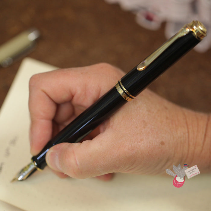 PELIKAN Souveran M800 Fountain Pen - Black/Gold Trim