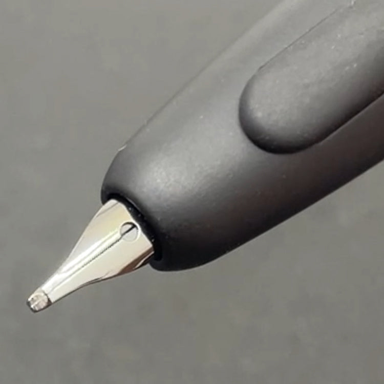 PILOT Capless (Vanishing Point) Fountain Pen (18ct Gold Nib & Converter-40) - Matte Black - Stub (~1.1mm)