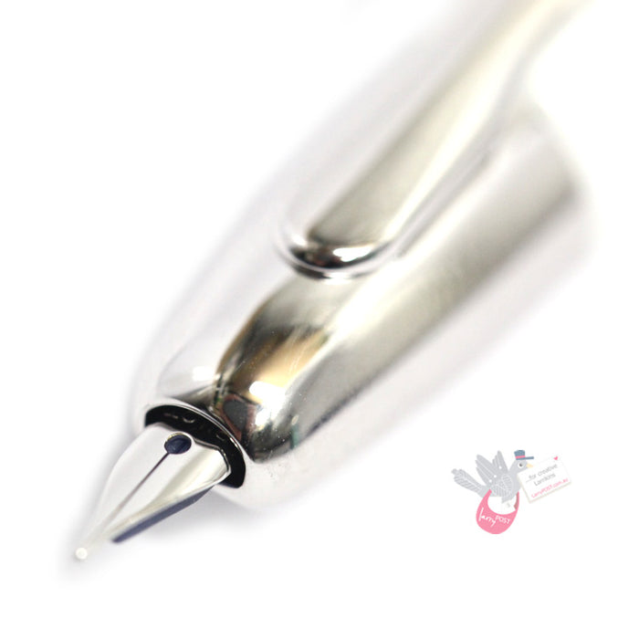 PILOT Capless (Vanishing Point) Fountain Pen (18ct Gold Rhodium Plated Nib & Con-40 Converter) - White - Medium