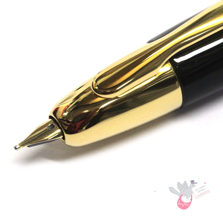 PILOT Capless (Vanishing Point) Fountain Pen (18ct Gold Nib & Con-40 Converter) - Black/Gold - Medium Nib