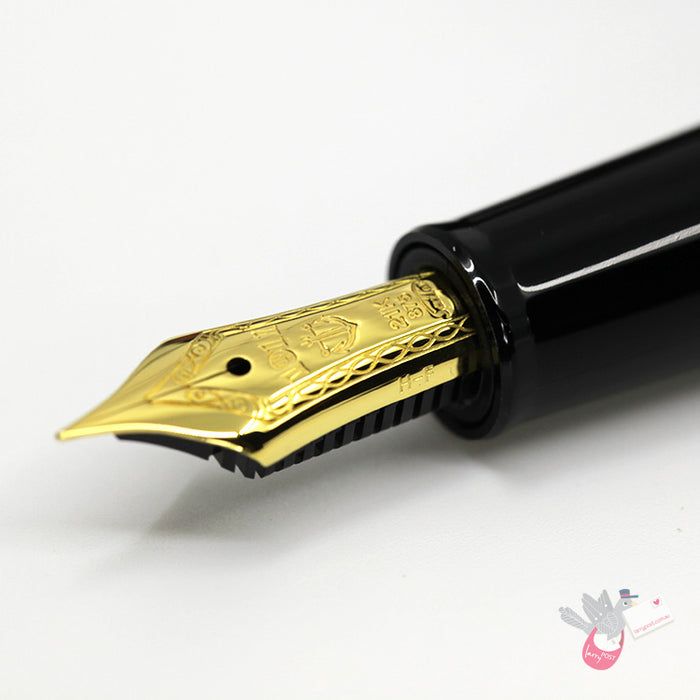 SAILOR 1911 - Standard Series (21K gold nib & Converter) - Black/Gold - Medium Fine Nib
