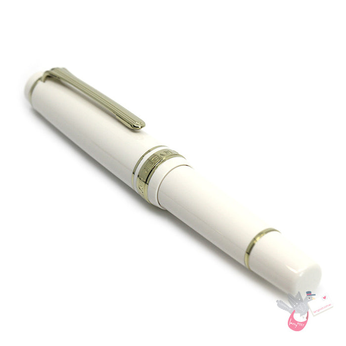 SAILOR Prof Gear Slim Mini - Series 2 - (14k gold nib, Mini converter) - Beni White - Medium Fine Nib