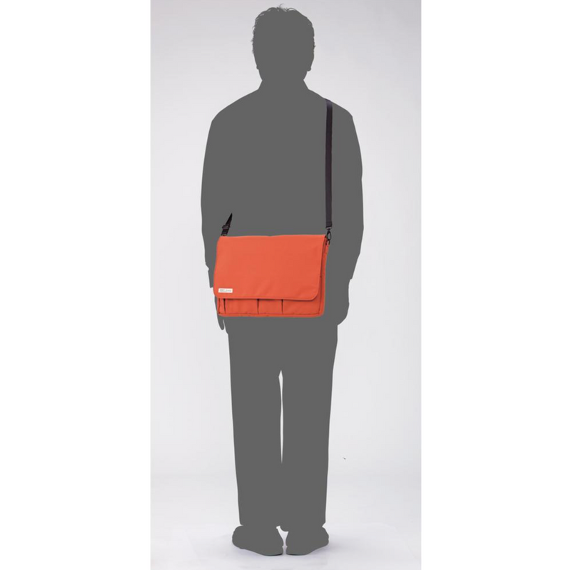 LIHIT LAB - Smart Fit Carrying Pouch A4 - Black (includes shoulder strap)