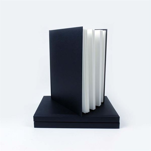 SEAWHITE OF BRIGHTON All-Media Hardcover (Black) Sketchbook - 140gsm - 140 Pages - XL