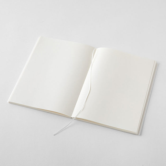 MIDORI - MD Notebook Cotton - 176 Pages - Plain Pages - A5 (21 × 14.8cm)