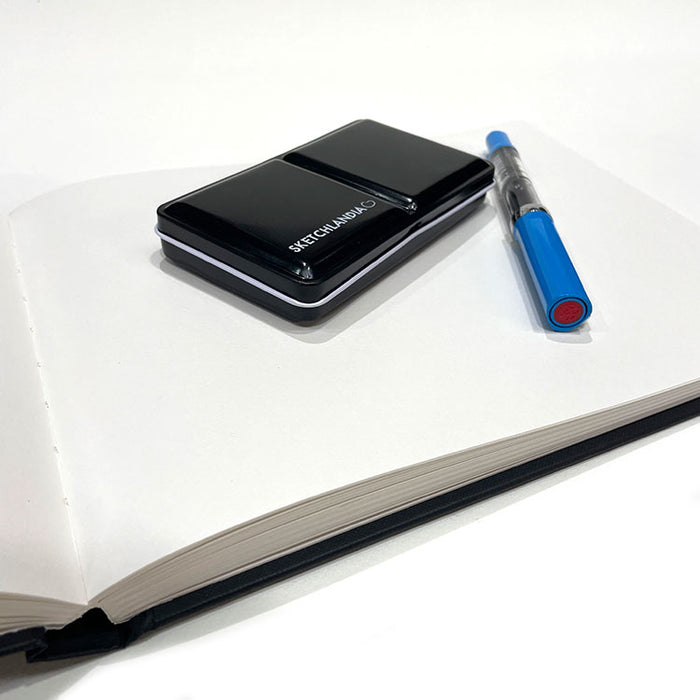 SEAWHITE OF BRIGHTON All-Media Hardcover (Black) Sketchbook - 140gsm (Sized) - 140 Pages - Landscape - XL (19 x 25cm)