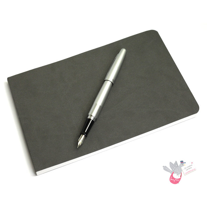 STILLMAN & BIRN Epsilon Sketchbook - Softcover - A5 Landscape (8.5 x 5.5" / 21.6 x 14 cm) - 150gsm