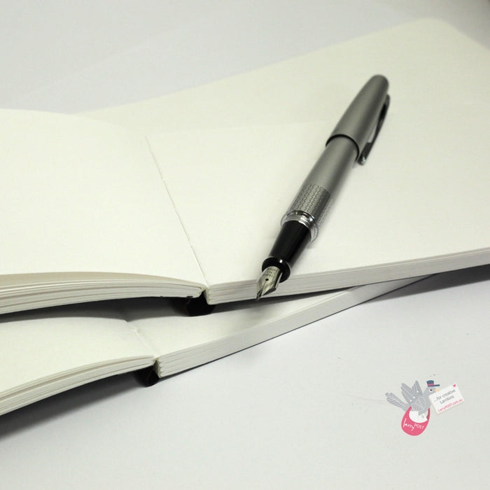 STILLMAN & BIRN Epsilon Sketchbook - Softcover - A5 Landscape (8.5 x 5.5" / 21.6 x 14 cm) - 150gsm